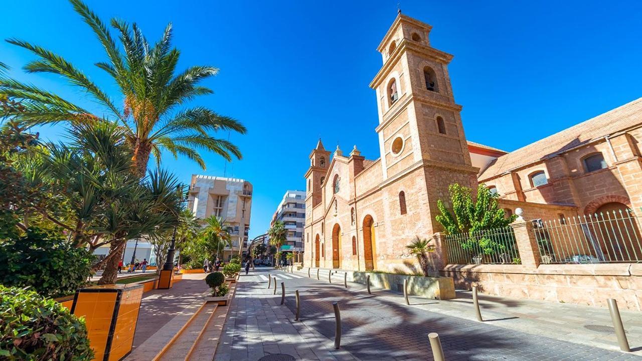Vistas Al Mar Torrevieja Exterior foto